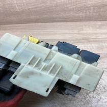 98AG14A073CH 518761002  Fuse module Ford Focus