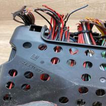 24412497 24431677  Fuse module Opel Astra G