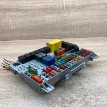 90589965   Fuse module Opel Zafira A