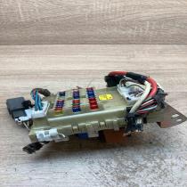 24350 4U100 0811002  Fuse module Nissan Almera Tino
