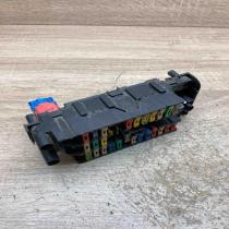 9635518180 189028  Fuse module Peugeot 406