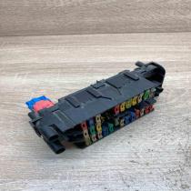 9635518180 189028  Fuse module Peugeot 406