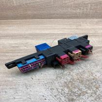 8L0941822A   Fuse module Audi A8 S8 D2 4D
