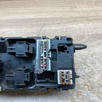 PP T25 P5   Fuse module Volvo V40