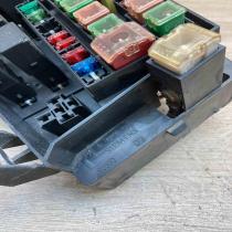 GF10 GB20 98600  Fuse module Opel Signum