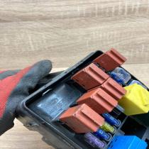 93BG 14411 AC PA6 GB20 GF  Fuse box set Ford Mondeo MK I