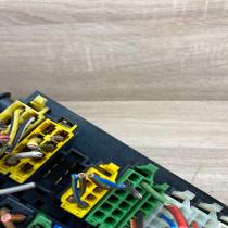 357937039   Fuse module Volkswagen Transporter - Caravelle T4