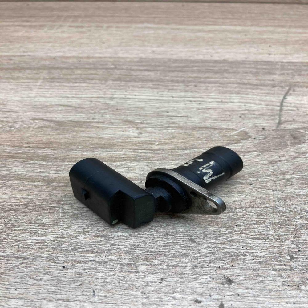 1709616 0110107  Crankshaft position sensor BMW X3 E83