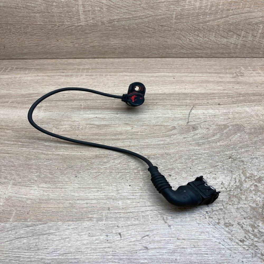 1438083F   Camshaft position sensor BMW X5 E53