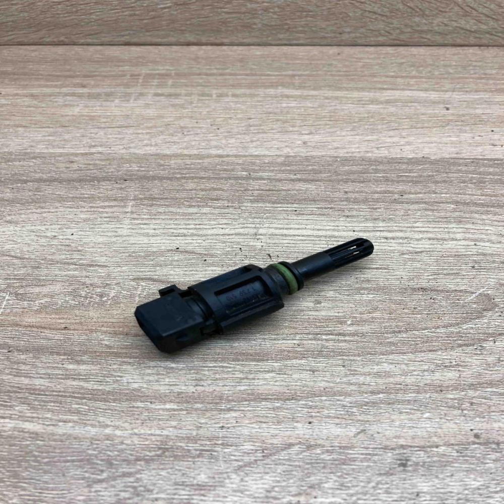 1739510   Intake air temperature sensor BMW 5 E39
