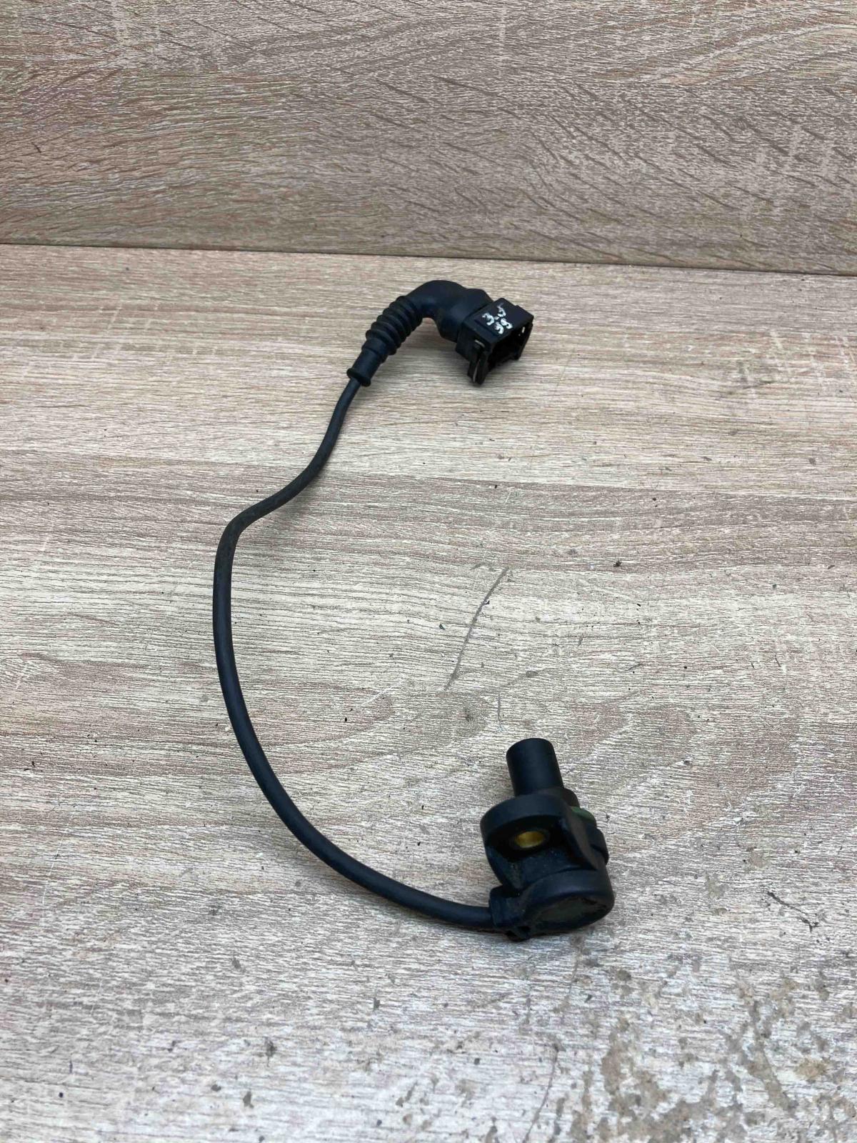 1438083B   Crankshaft speed sensor BMW 5 E39