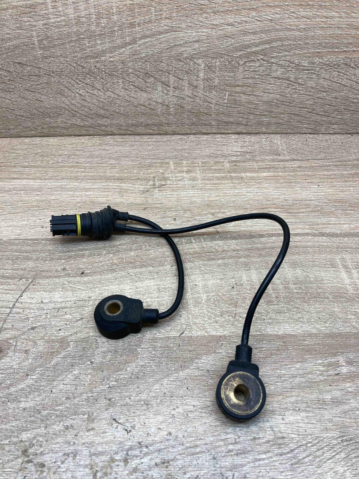 1247993 261231112  Detonation knock sensor BMW 5 E34