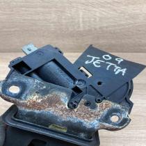 4F5827505C   Tailgate/trunk/boot lock/catch/latch Volkswagen PASSAT B6