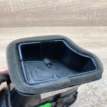 ZSB 5K0 819   Dashboard side air vent grill/cover trim Volkswagen Golf V