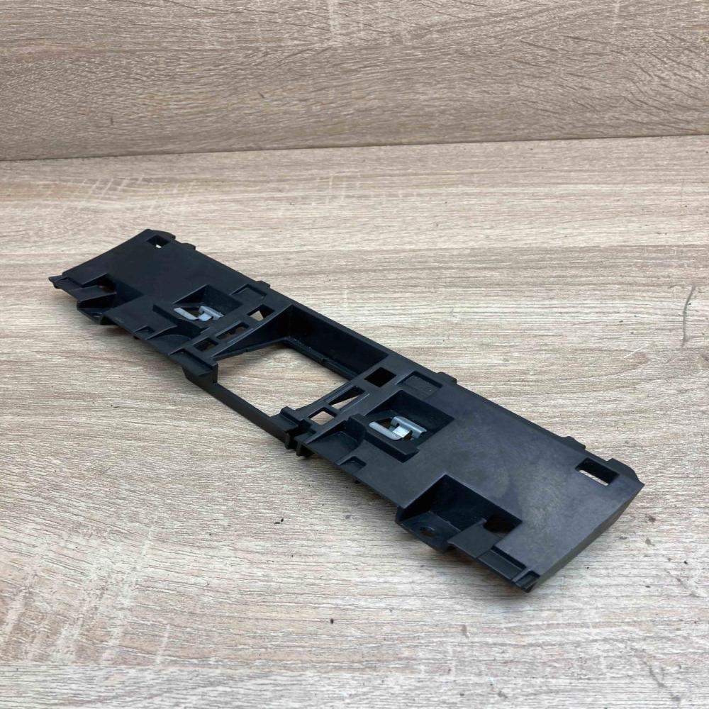 3AA857318C Frame Bracket  Other interior part Volkswagen PASSAT B7