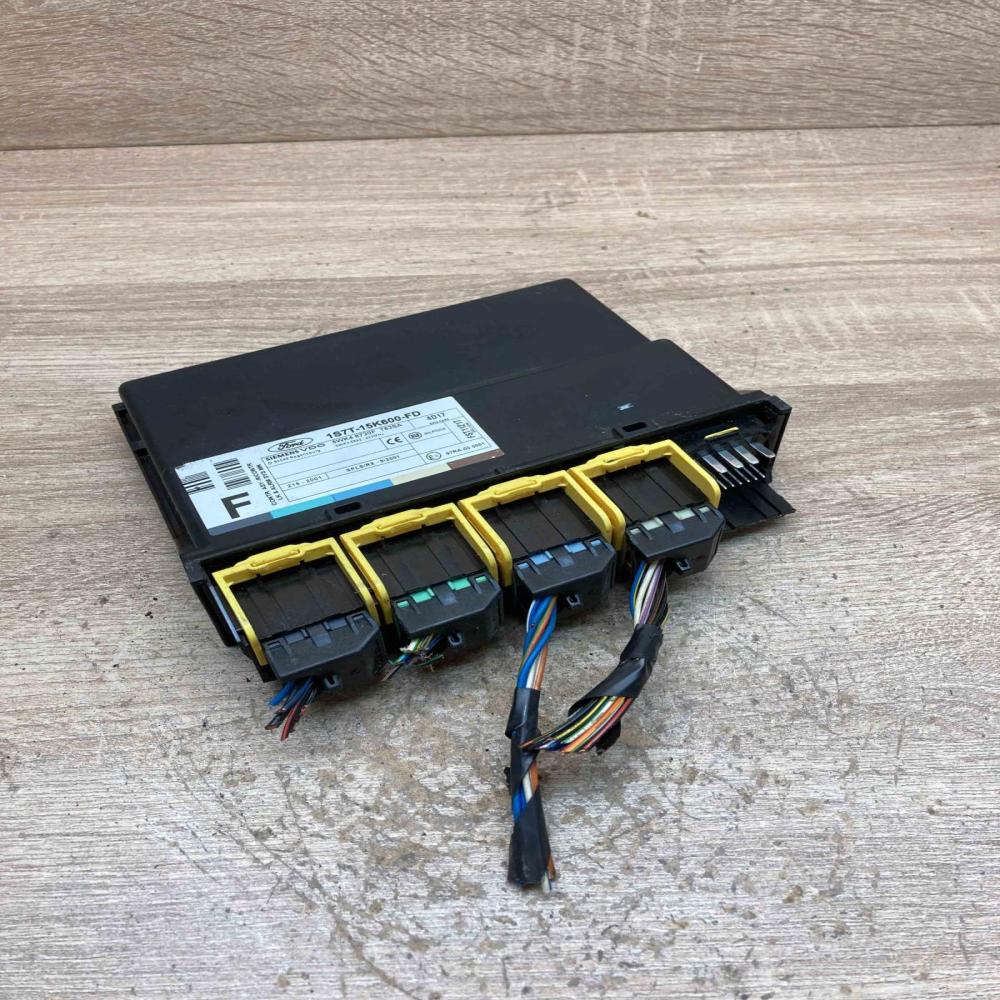 1S7T 15K600 FD 5WK48730F Used Comfort/convenience module Ford Focus