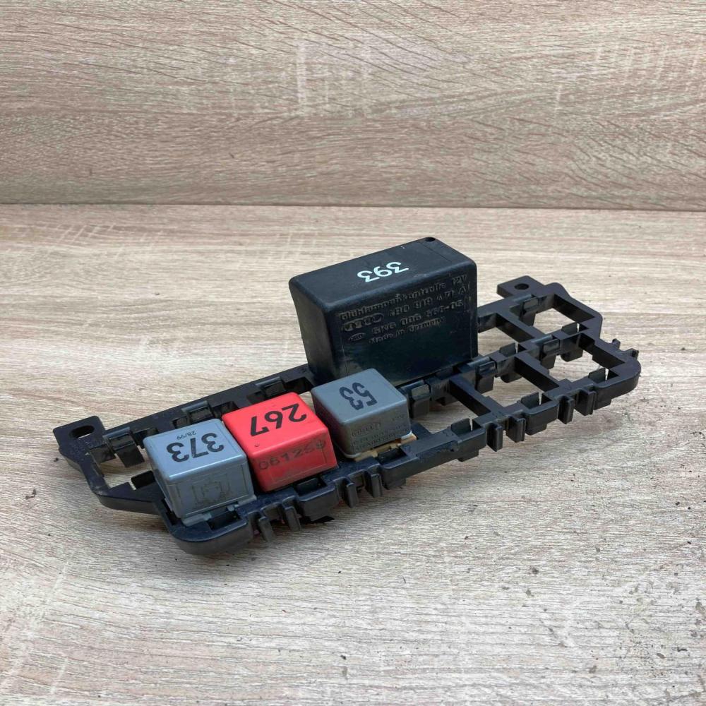 8D0937503E   Fuse module Volkswagen PASSAT B5