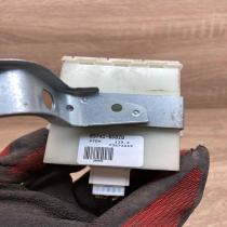 89741 0D020 73673212  Door control unit/module Toyota Yaris