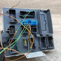 2M5T14A073BE 518273404  Fuse module Ford Focus