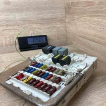 2M5T14A073BE 518273404  Fuse module Ford Focus