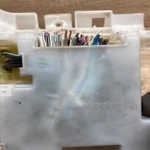 7019 TA1 6058 PP PE  Fuse module Toyota Corolla E120 E130
