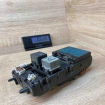 MB953355 MR193494  Fuse module Mitsubishi Carisma