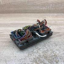 9636264180   Fuse module Peugeot 306
