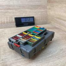 94592 881 80 S 0225 5225611  Fuse module Peugeot 406