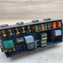 2M5T 14A067 BB 518276100  Fuse module Ford Focus