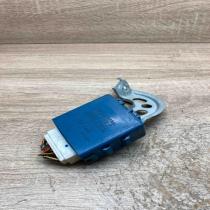 85980 0D050 MB051500 3900  Door control unit/module Toyota Yaris