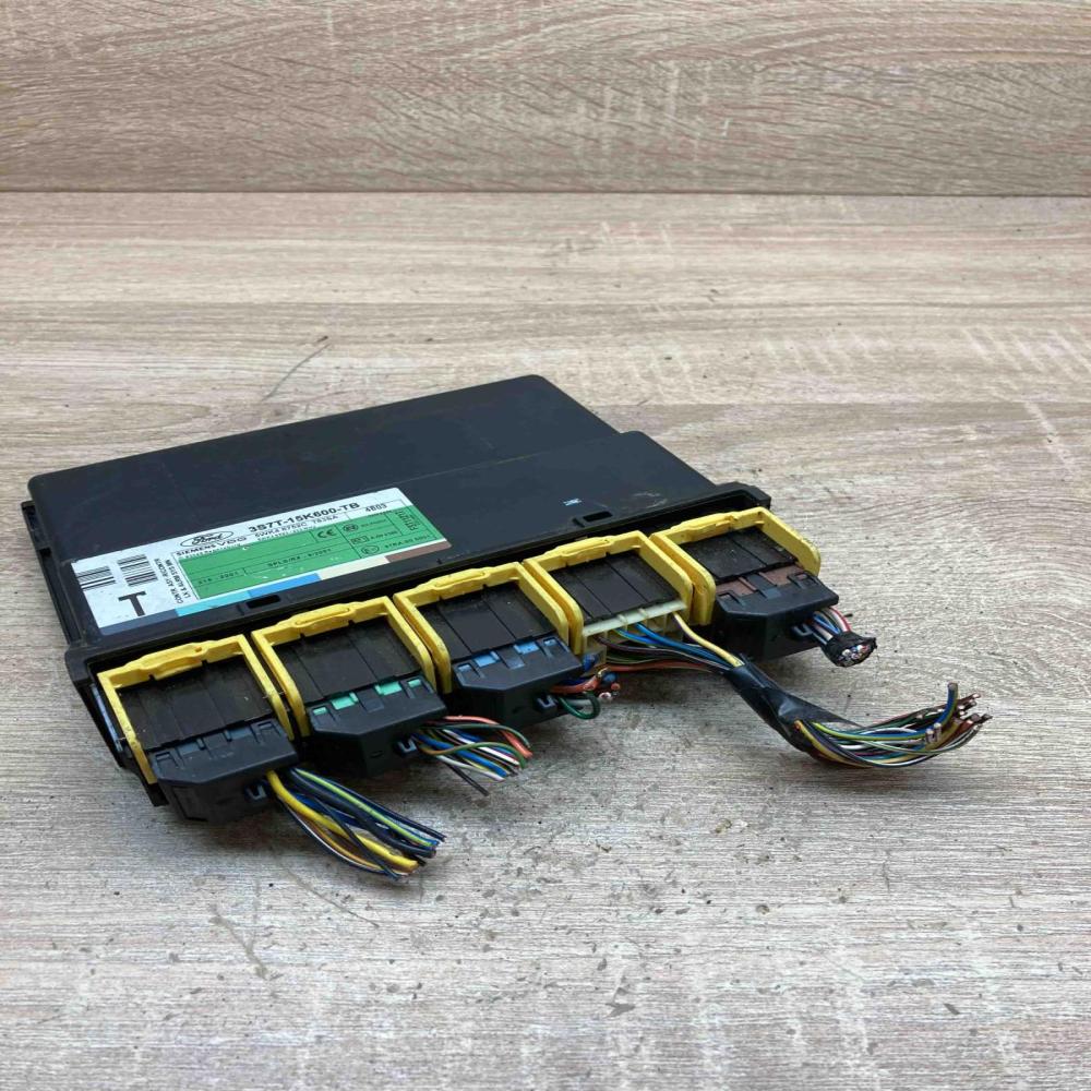 3S7T 15K600 TB 5WK4 8752C T83SA Comfort/convenience module Ford Mondeo Mk III