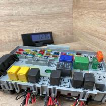 24412497 15344887  Fuse module Opel Zafira A