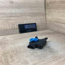 1K1907511E 0132801343  Air flap motor/actuator Volkswagen Golf V