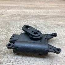 1K0907511B 0132801341 Used  Air flap motor/actuator Volkswagen Touran I