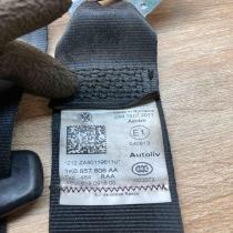 618019000 1K6857806AA  Rear seatbelt Volkswagen Golf VI