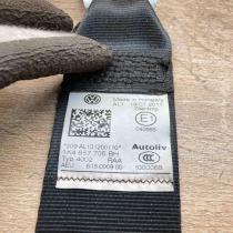617979800 1K4857705BH  Front seatbelt Volkswagen Golf IV