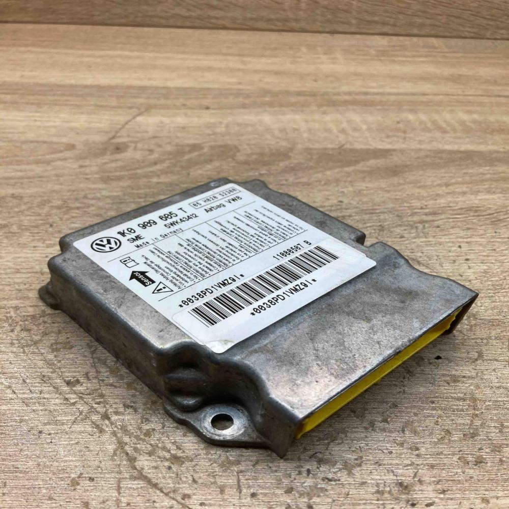 1K0909605T 5WK43412  Airbag control unit/module Skoda Octavia Mk2 (1Z)