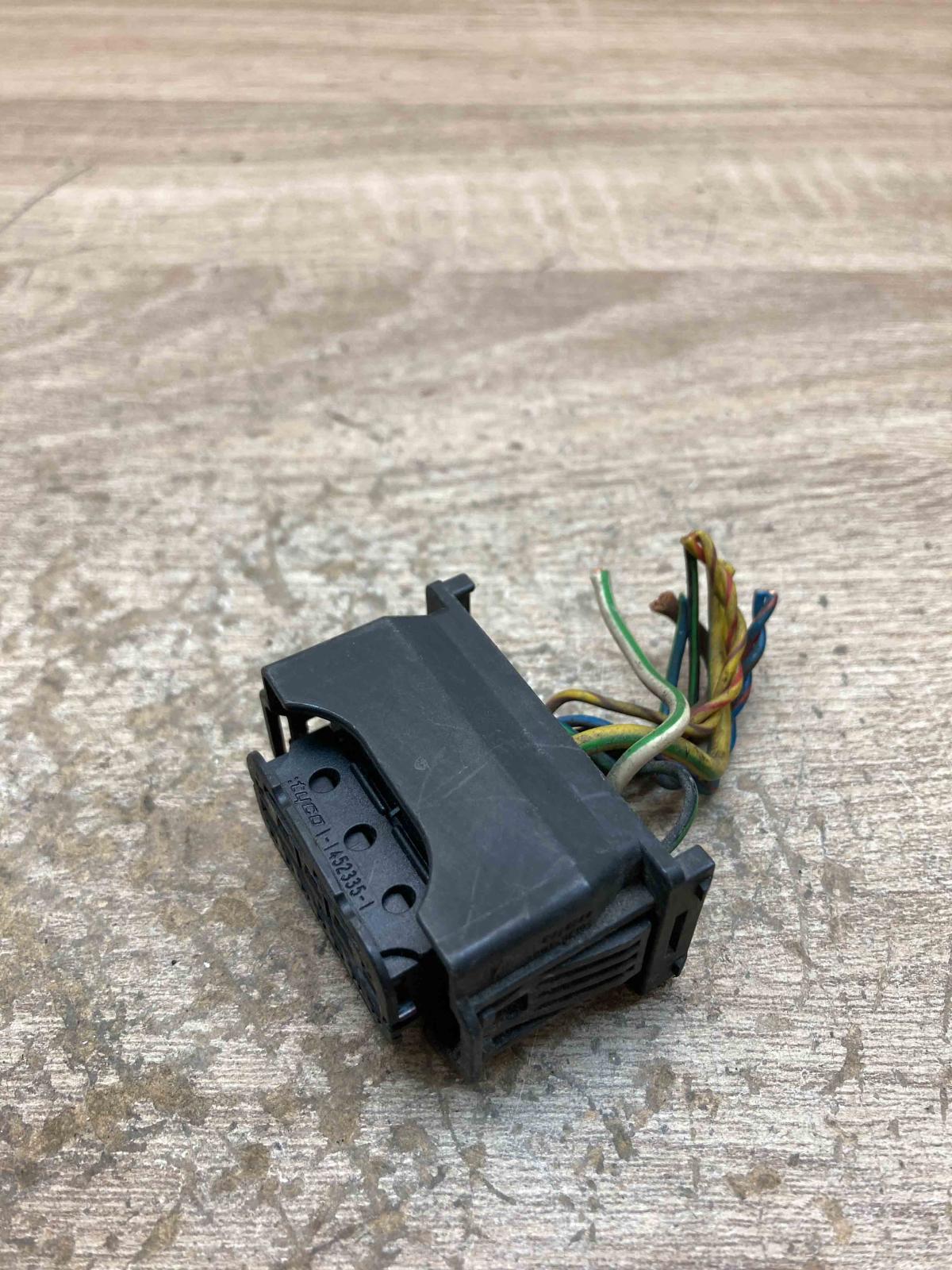 6925638 6925638 02 1 1452335 1 Plug wire BMW 5 G30 G31