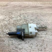93BB 9C872 AD   Brake pedal sensor switch Ford Mondeo MK I