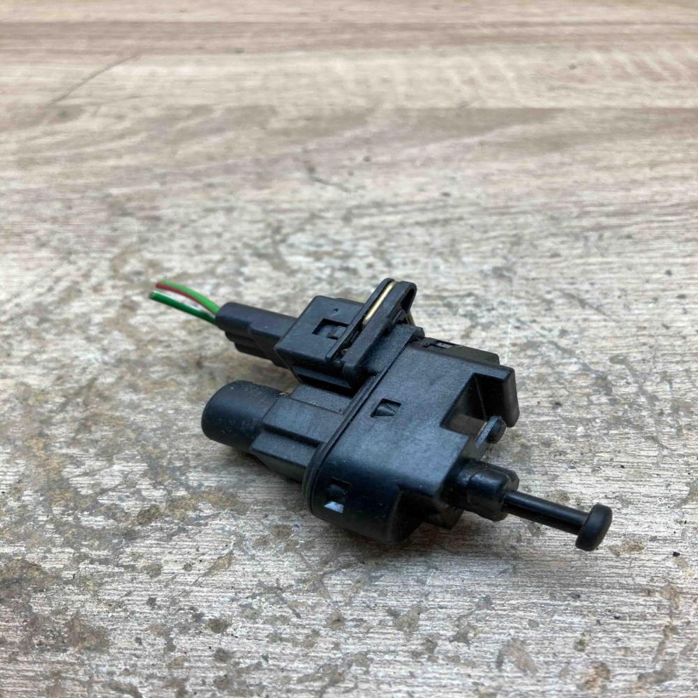 93BB 13480 BC P6MGA With Plug Brake pedal sensor switch Ford Fiesta