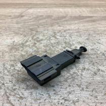 1J0945511A   Brake pedal sensor switch Volkswagen Golf IV