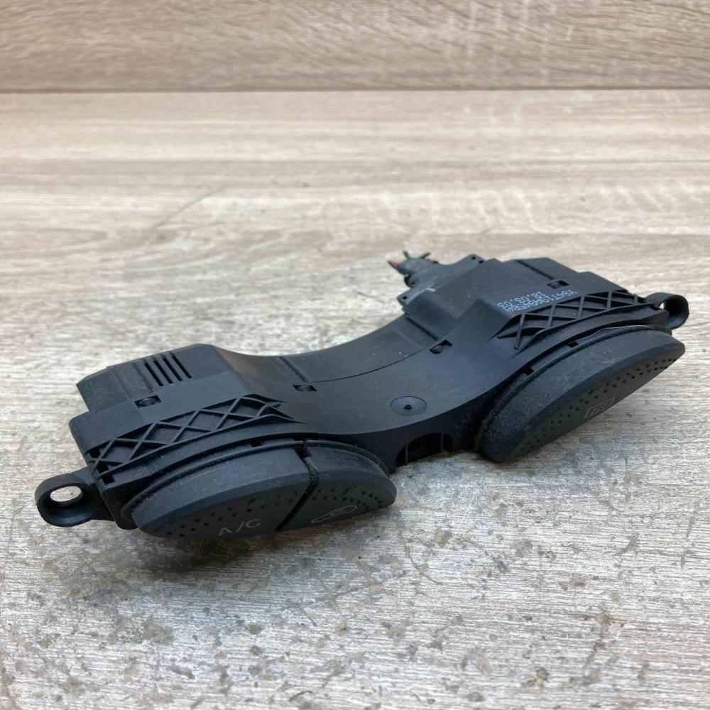 YS4T19A945BA   Climate control unit Ford Focus