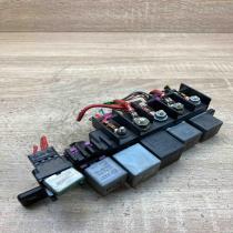 8L0941822  With Plug Fuse box set Audi A3 S3 8L
