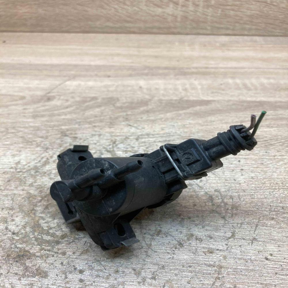 7700113071   Turbo solenoid valve Renault Trafic II (X83)