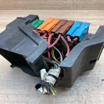 8200162334D   Fuse module Renault Laguna II