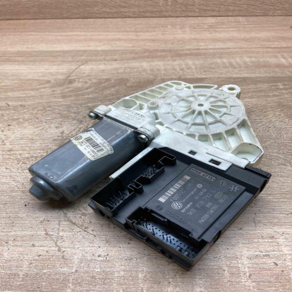 1K0959792L 1K0959701P  Front door window regulator motor Volkswagen PASSAT B6
