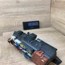 MB953355 MR193494  Fuse module Mitsubishi Carisma
