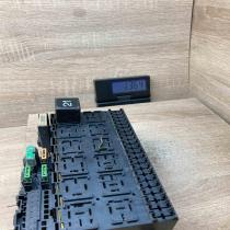 357937039   Fuse module Volkswagen Golf II