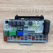 24412497 24431677 Used Fuse module Opel Astra G