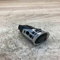 684 2M72B   Engine start stop button switch Toyota Corolla Verso AR10